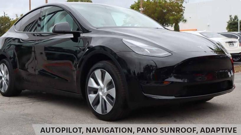 TESLA MODEL Y 2024 7SAYGDEDXRF095069 image